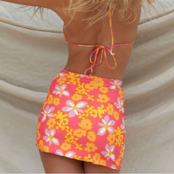 🧡 NWT STONE FOX SWIM Selma Sarong - Lei Lei Print Size XS - Picture 5 of 11